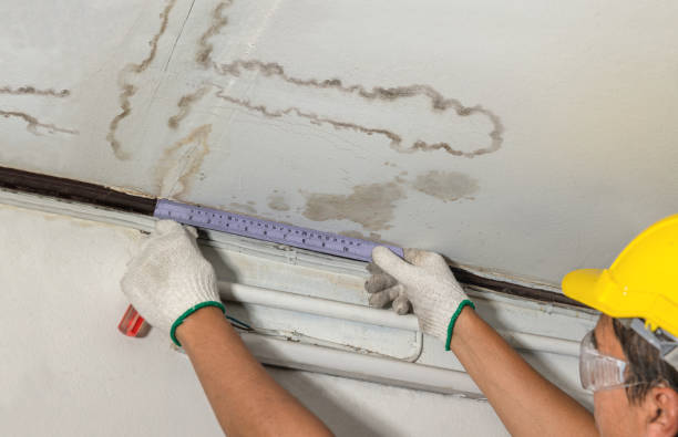 Reliable Flood Cleanup contractor in Plattsburg, MO by Water Damage Irwin